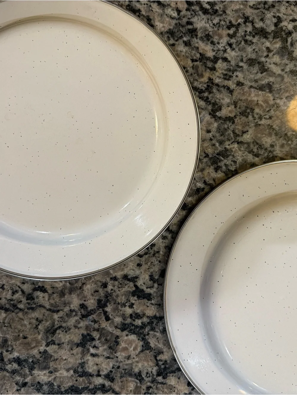 Hallmark Snowman Dinner Plates — Blue Trim with Multicolor Lights (Pair)